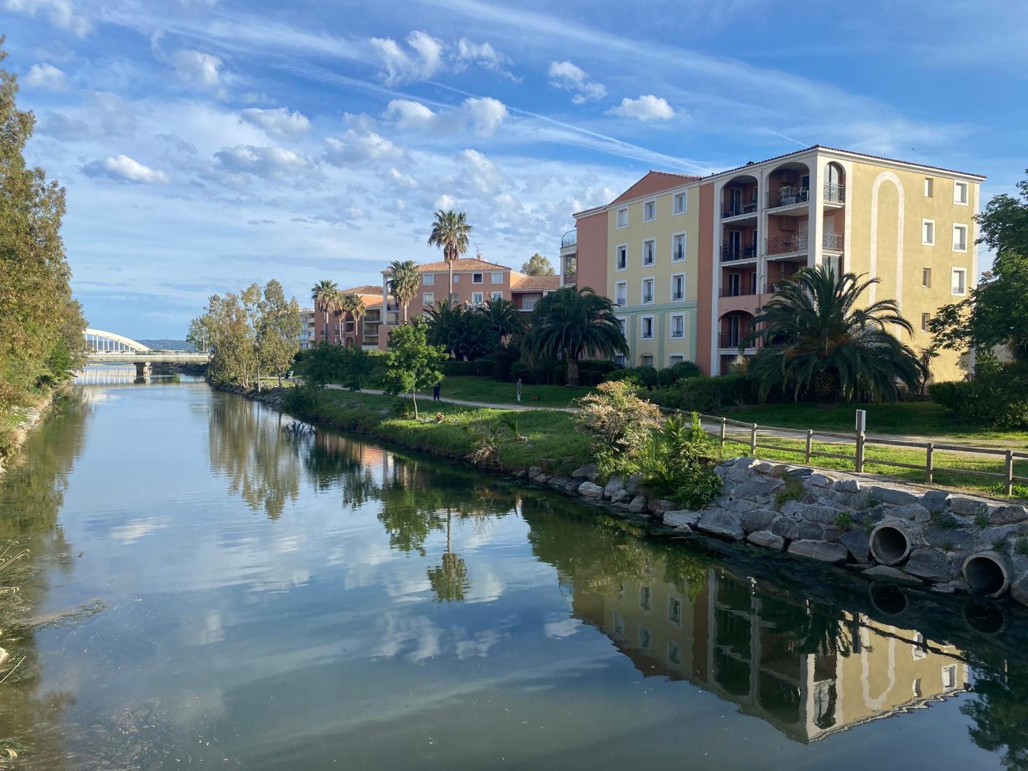 סן-מקסים Residence 4 Etoiles Port Marine מראה חיצוני תמונה